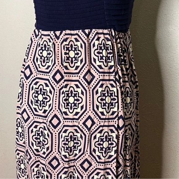 Lilka navy blue medallion print maxi dress - Picture 7 of 10